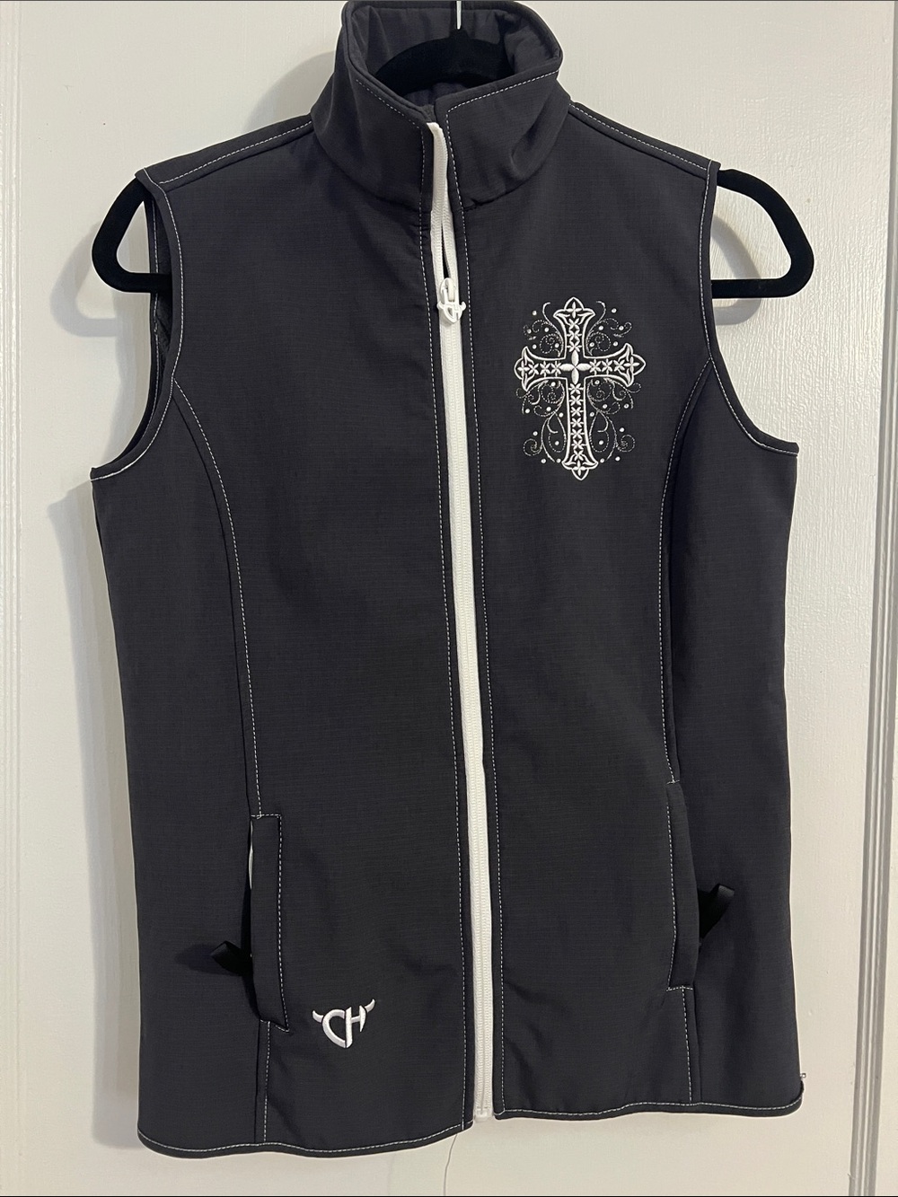 Cowgirl Hardware Black Sleeveless Zip-Front Vest with Embroidered Cross